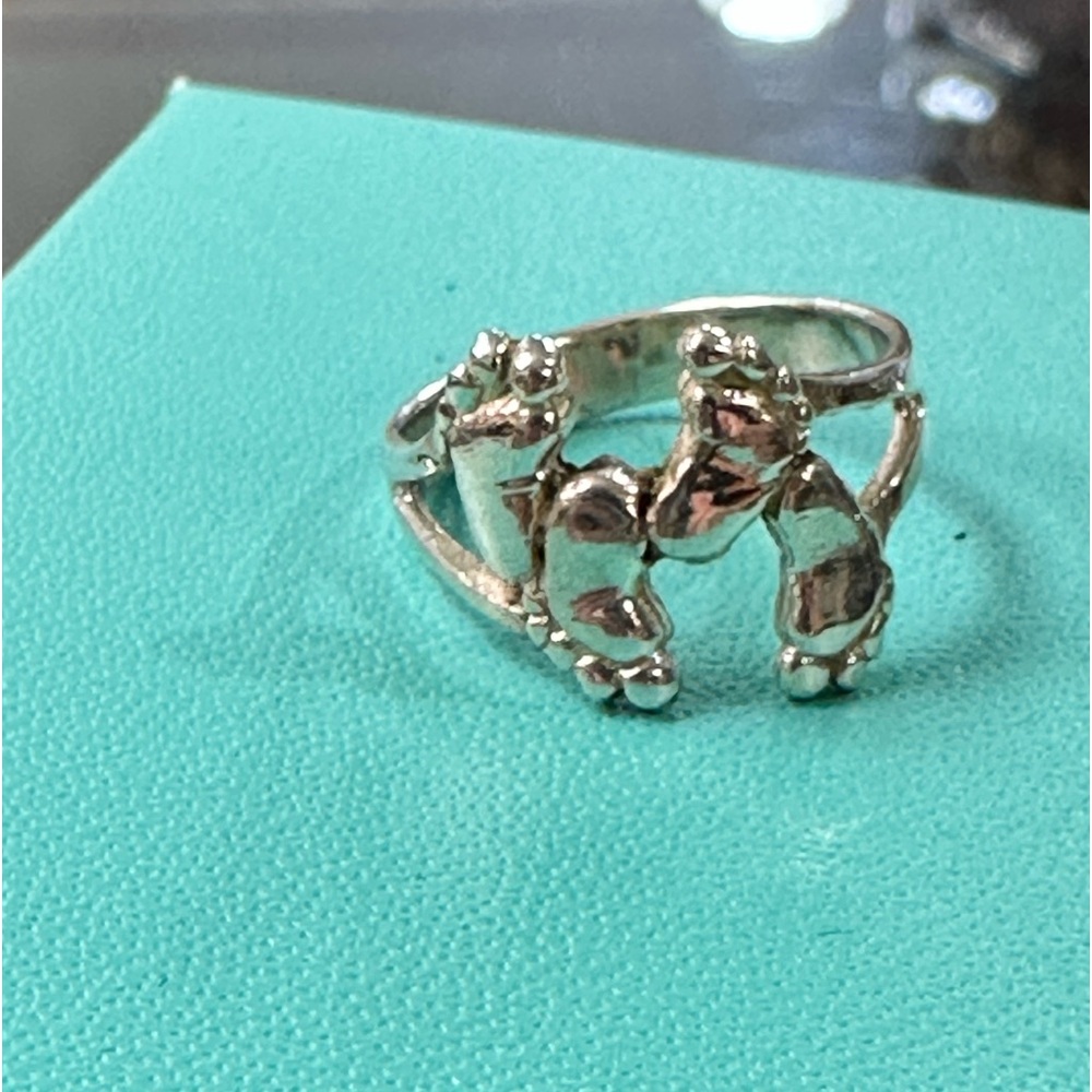 FUN 🙄🙄 sterling silver ring. Brand new.  Size 6